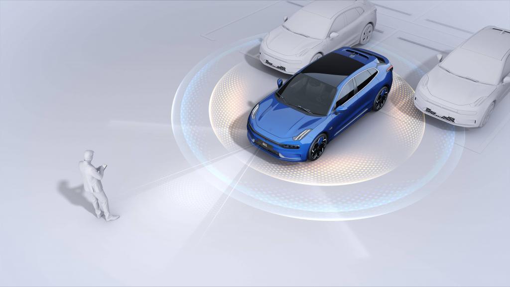 极氪发布百万级轿跑 001 FR，零百 2.07 秒，快过 Model S Plaid
