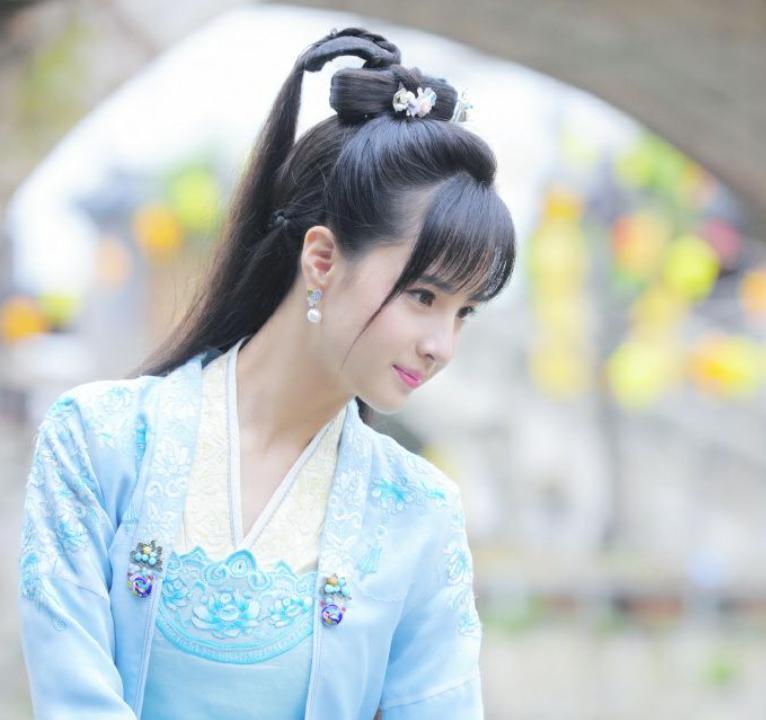 立案调查！尚雯婕前合伙人确认被带走，被逼疯的蒋佳恩看到了吗？