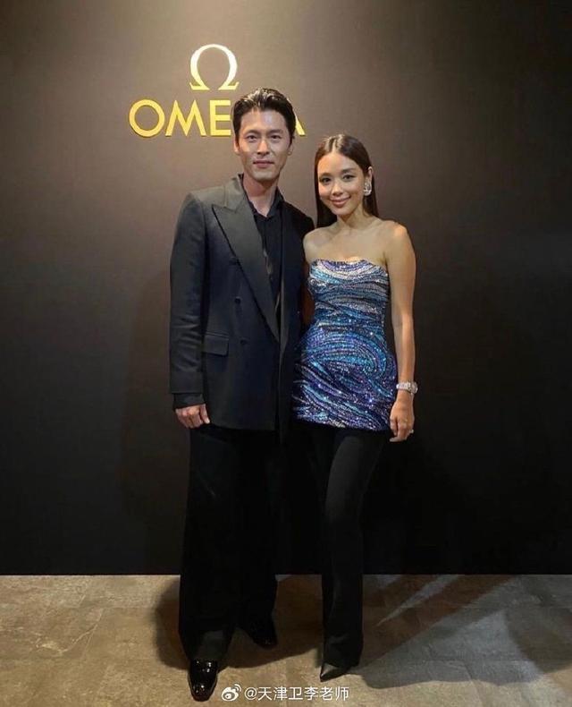 玄彬与邱淑贞女儿沈月合照 身材挺拔状态回春帅气依旧