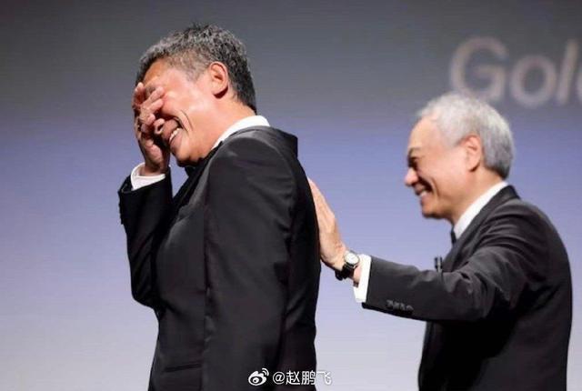 梁朝伟获威尼斯电影节终身成就奖 刘嘉玲晒亲亲照恭喜