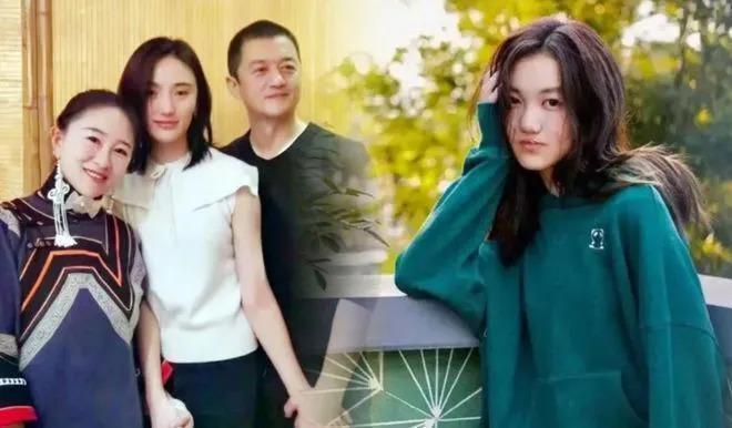 李嫣与继母牵手同行亲如姐妹，谢霆锋苦熬9年仍未获认可