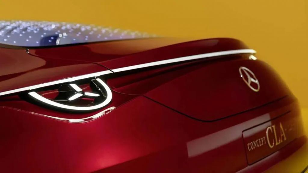 梅赛德斯-奔驰 CLA 级概念车全球首发亮相，MMA 纯电架构平台