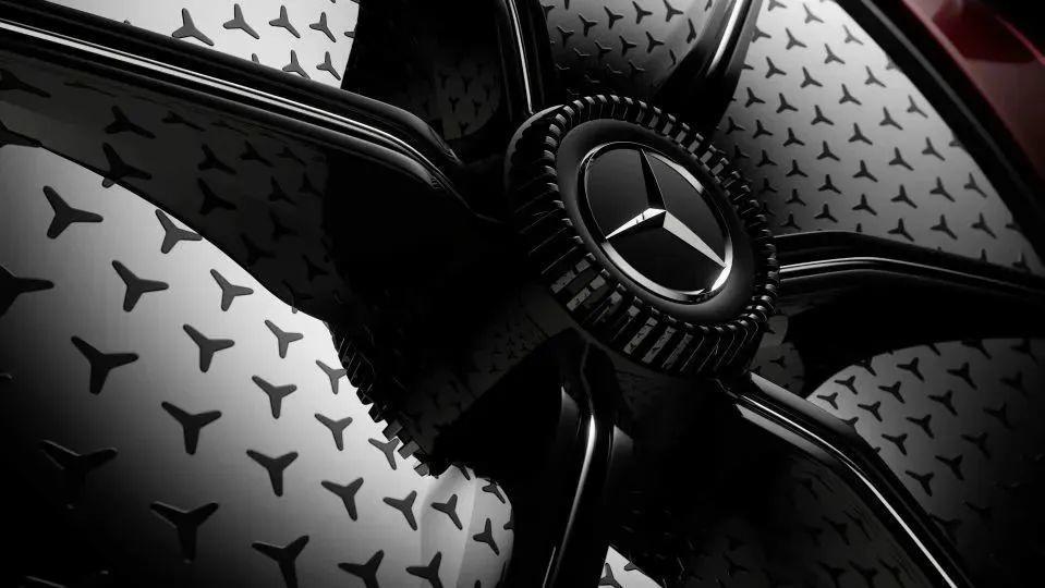 梅赛德斯-奔驰 CLA 级概念车全球首发亮相，MMA 纯电架构平台