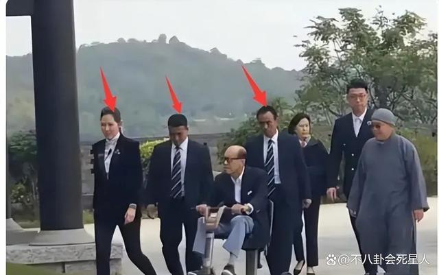 百亿富豪出门差别大，王健林李嘉诚被保镖包围，霍震霆从不带