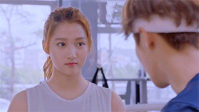 周冬雨这恋爱谈的，血亏