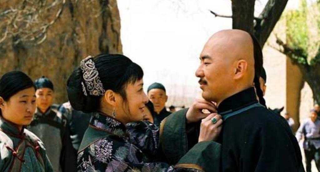 周冬雨这恋爱谈的，血亏