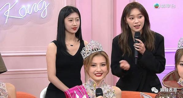 老赖之女又来娱乐圈蹭饭吃了