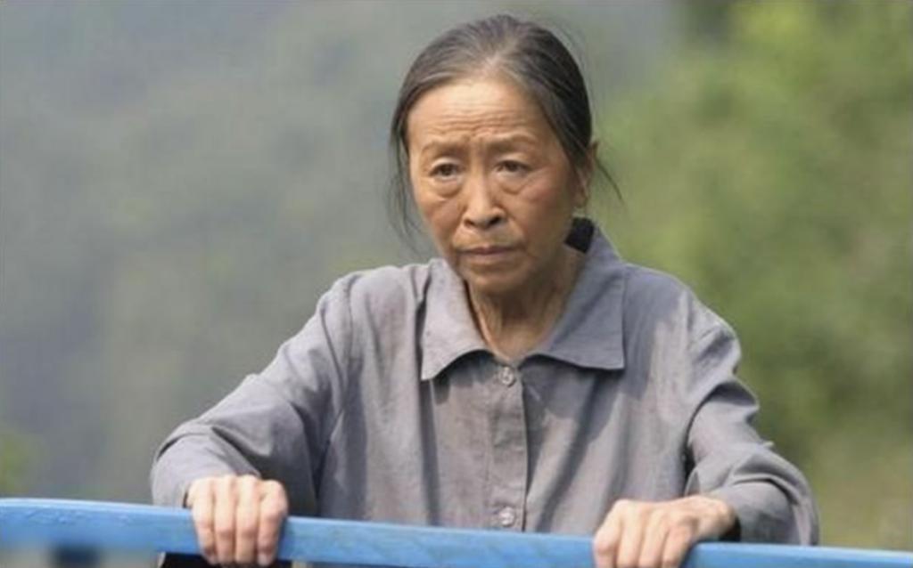 他突然被封杀，全网阿姨心梗