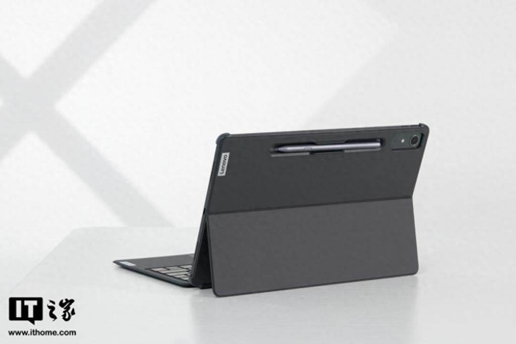 1599元起，超出意外的惊喜：联想小新Pad Pro 12.7平板体验