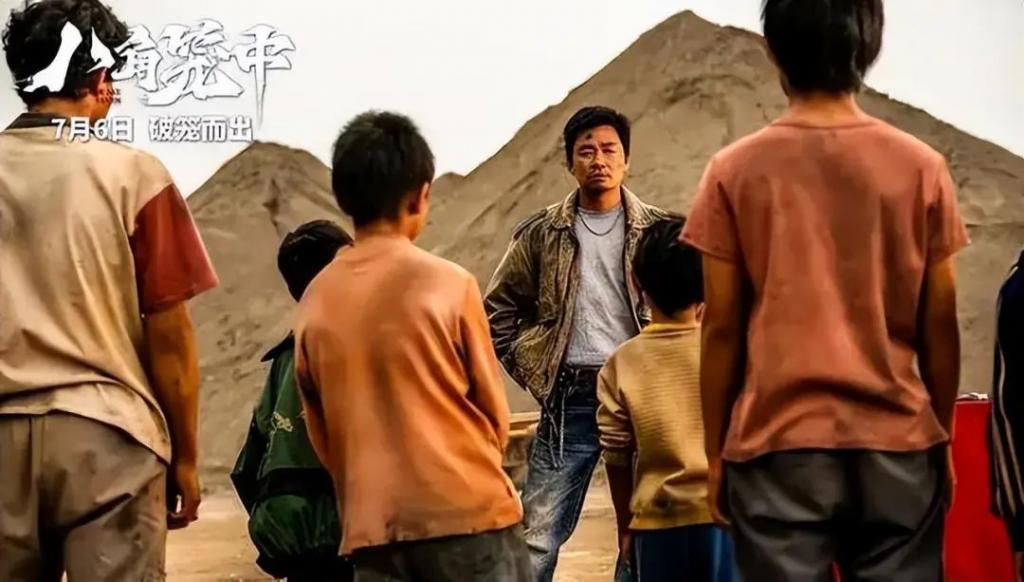 王宝强新片大赚22亿！疑似宋喆又过来「宣战」？15个字极其嚣张