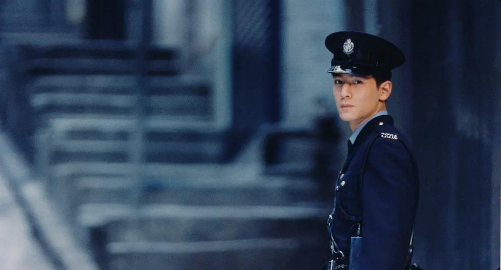 香港第一桃色女王，突然翻红了