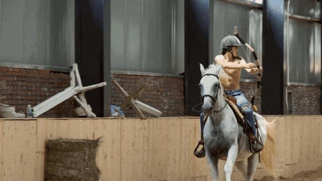 他憋到今天才火，是最好的安排