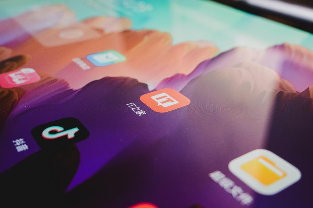 联想小新 Pad Pro 12.7 骁龙版体验分享：千元12.7英寸高刷大屏