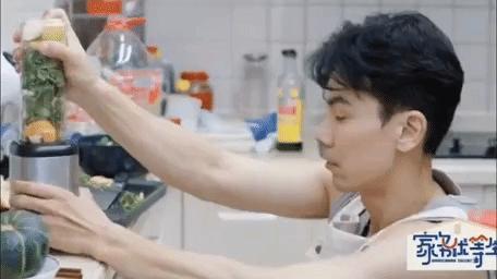 他们要离婚了？老公干啥啥不行，她图啥啊？