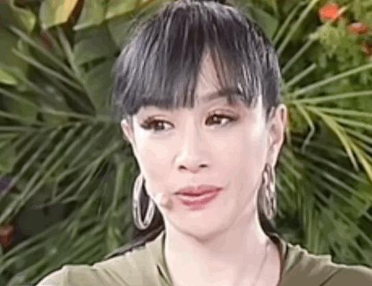 他们要离婚了？老公干啥啥不行，她图啥啊？