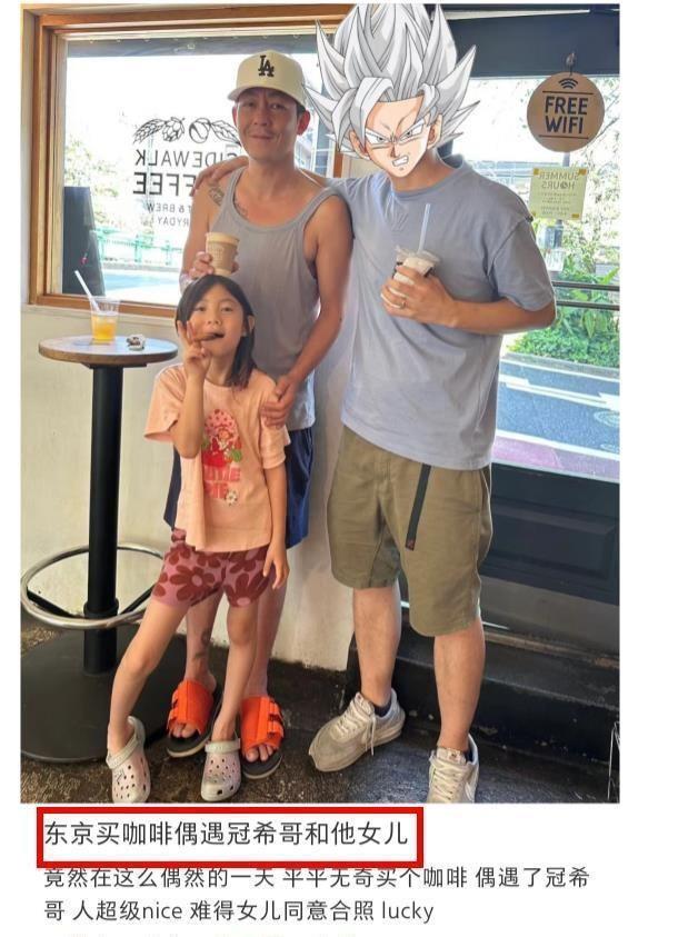 42岁陈冠希在日本被偶遇 穿绣花鞋两鬓头发花白