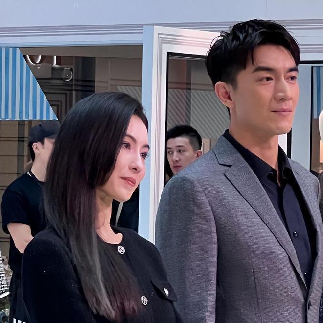 张柏芝患病停工后首露面！脸塌、泪痕纹明显