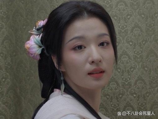 精修很美，一到剧中就现出原形，这5位“照骗”女星该醒醒了
