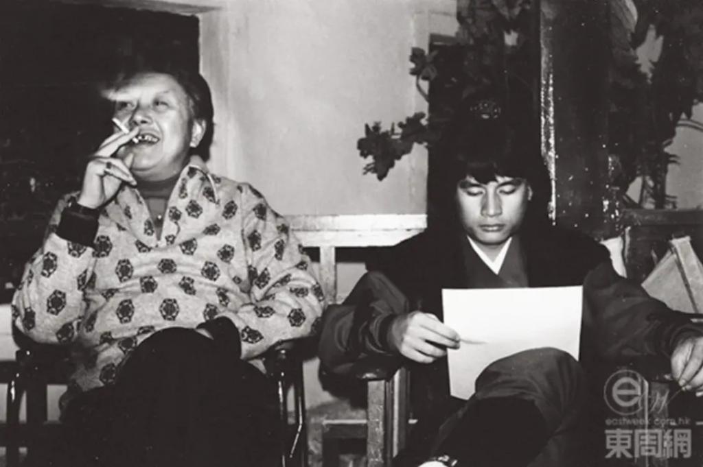 炮轰《好声音》、巨星丈夫死后四年生女，歌后甄妮的离奇人生