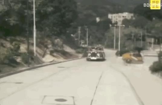 炮轰《好声音》、巨星丈夫死后四年生女，歌后甄妮的离奇人生