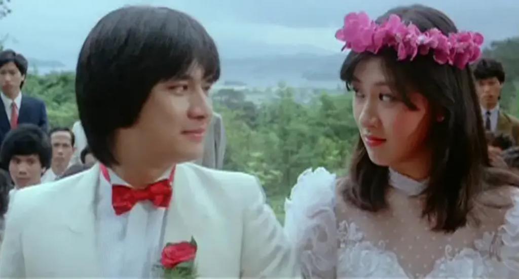 炮轰《好声音》、巨星丈夫死后四年生女，歌后甄妮的离奇人生