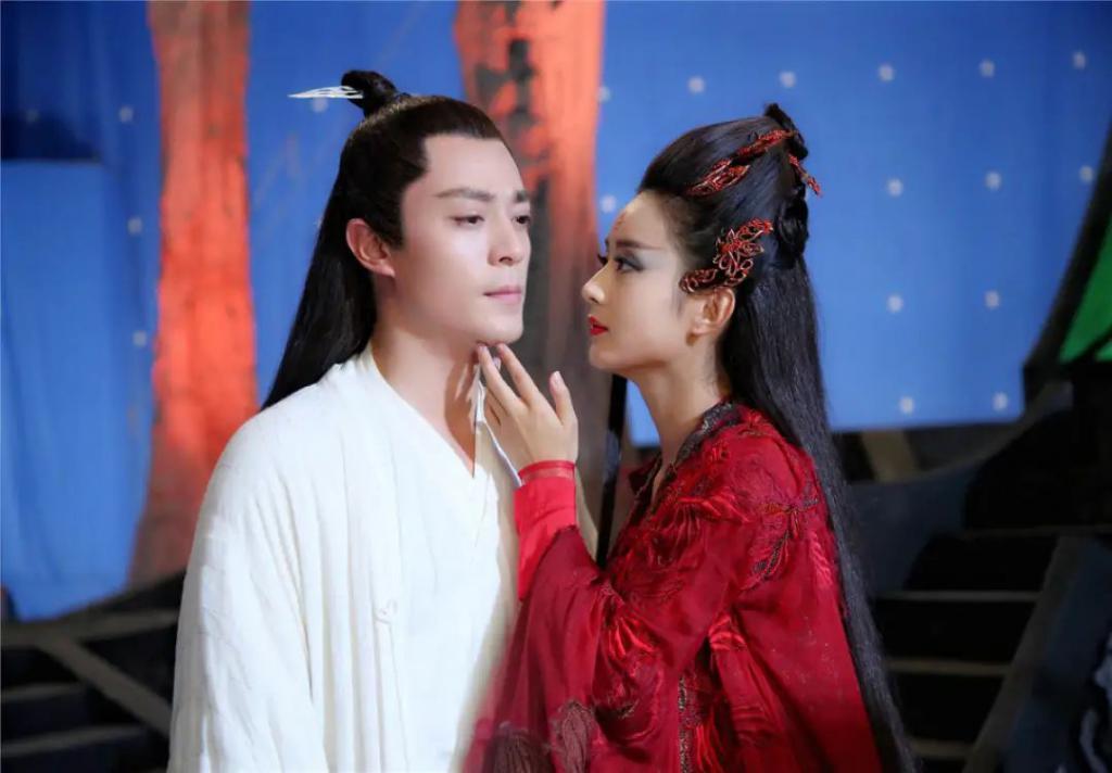 “杨超越成不了赵丽颖”