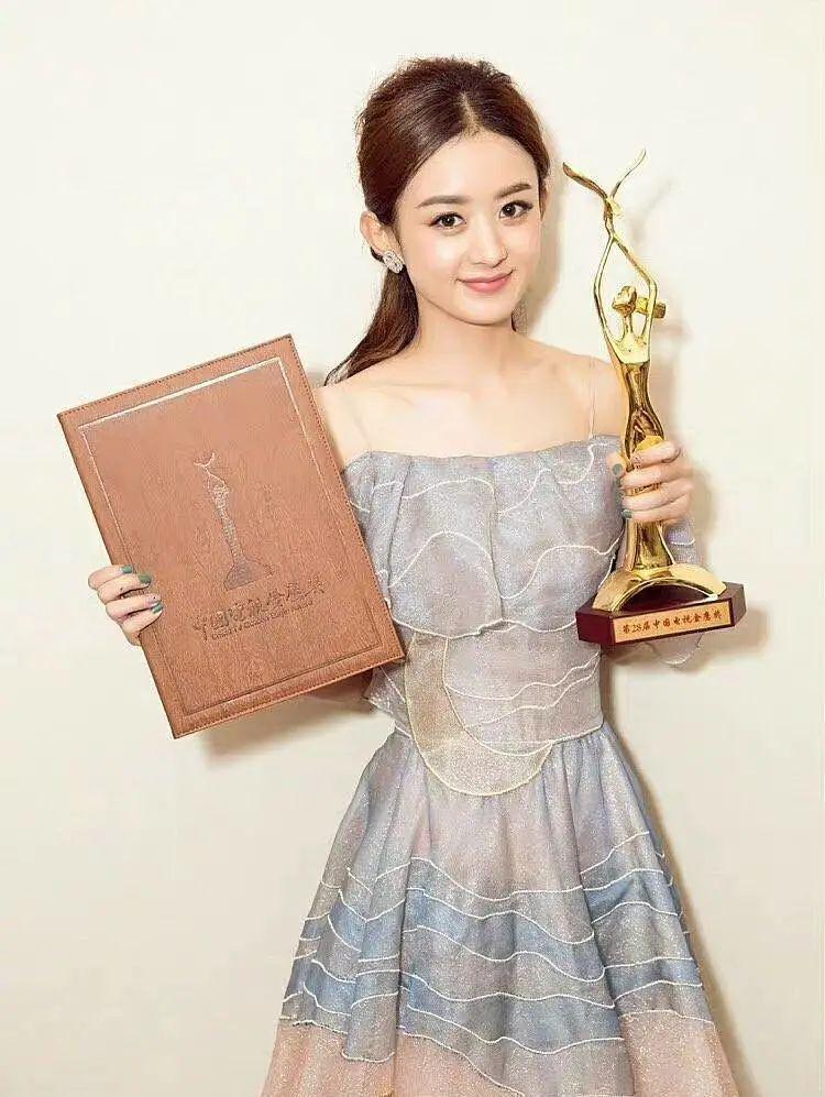 “杨超越成不了赵丽颖”