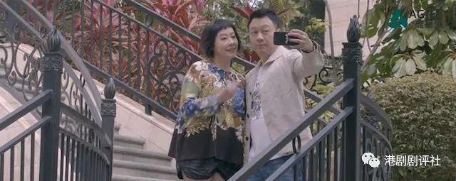 TVB视帝与太太现身内地，女方惊现幸福肥结婚25年仍恩爱