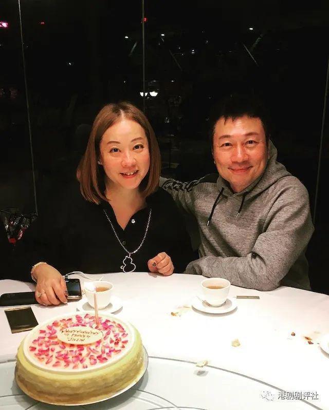 TVB视帝与太太现身内地，女方惊现幸福肥结婚25年仍恩爱