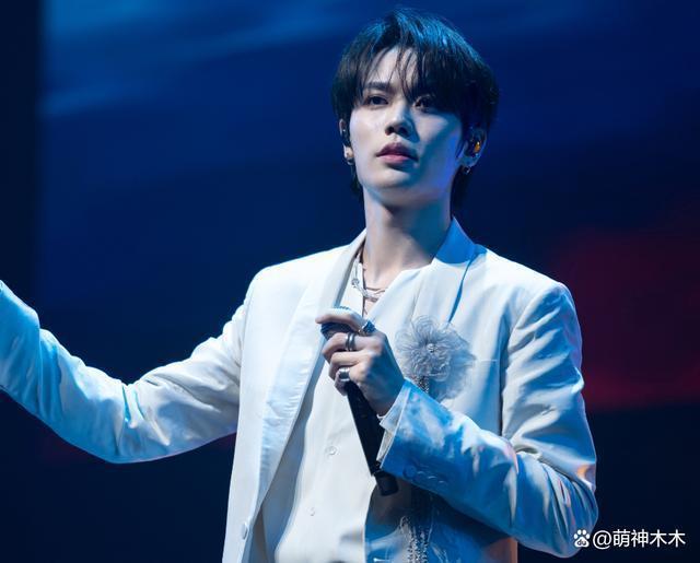 一天之内多位男星被曝嫖娼，全是身边人爆料，有人已经承认了