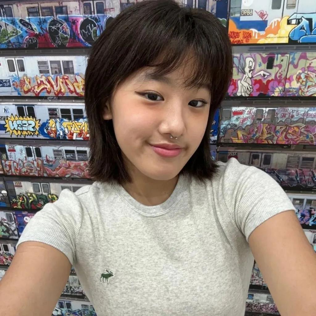 继黄多多穿泳衣被骂后，终于轮到贾静雯的女儿了……