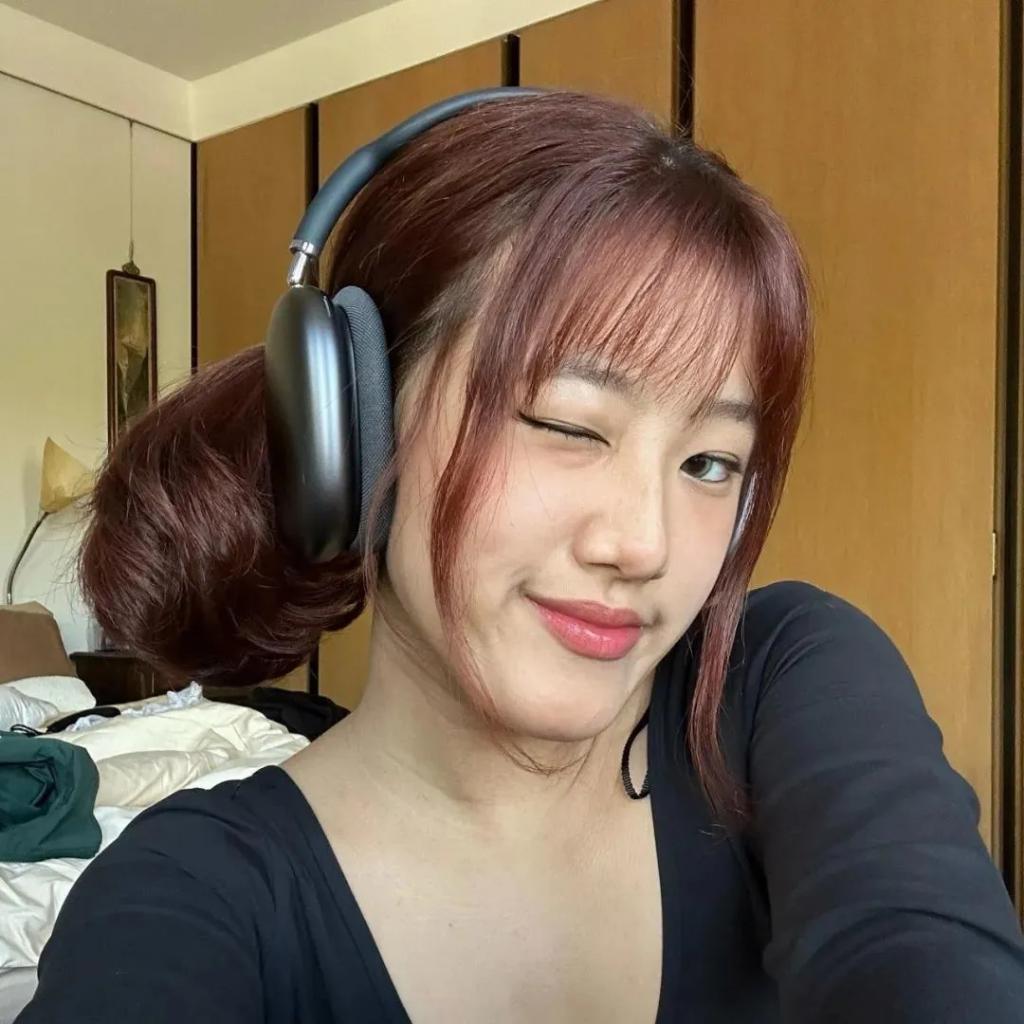 继黄多多穿泳衣被骂后，终于轮到贾静雯的女儿了……