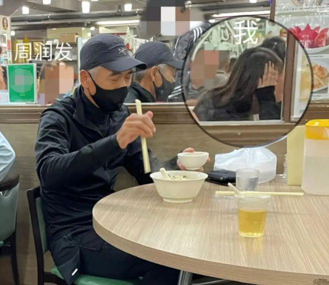 继梁朝伟后又有演员得大奖！周润发获亚洲电影人奖风光无限