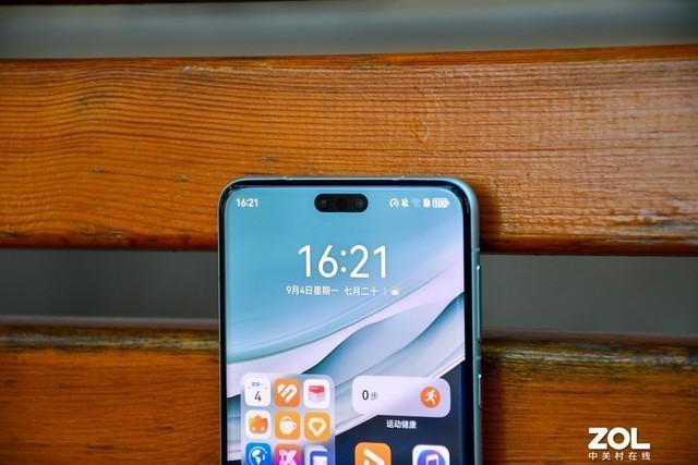 华为Mate60 Pro上手评测：性能相当于天玑8100