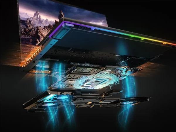 联想 Y9000K 2023 水冷游戏本官方图赏，采用锻造碳纤维 A 面