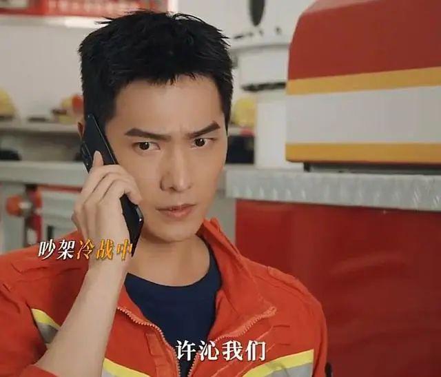 《父辈的荣耀》4位小演员，狠狠打了内娱多少流量明星的脸
