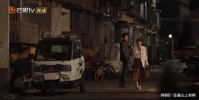 《装腔启示录》：看似“装腔”，却很真实