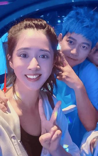 廖雨辰看老公苏醒演唱会 合照曝光甜蜜撒狗粮