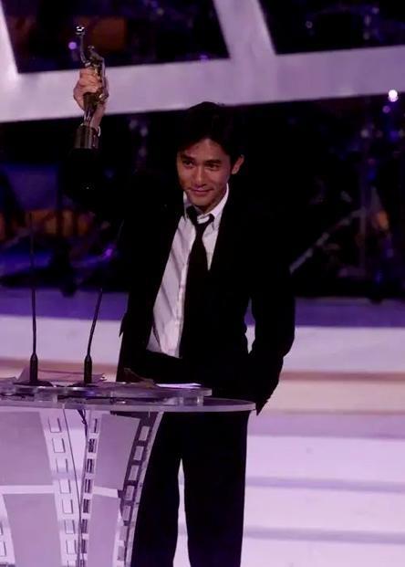 其实梁朝伟早就有孩子了