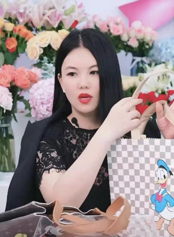 李湘退休：不装了，钱花不完