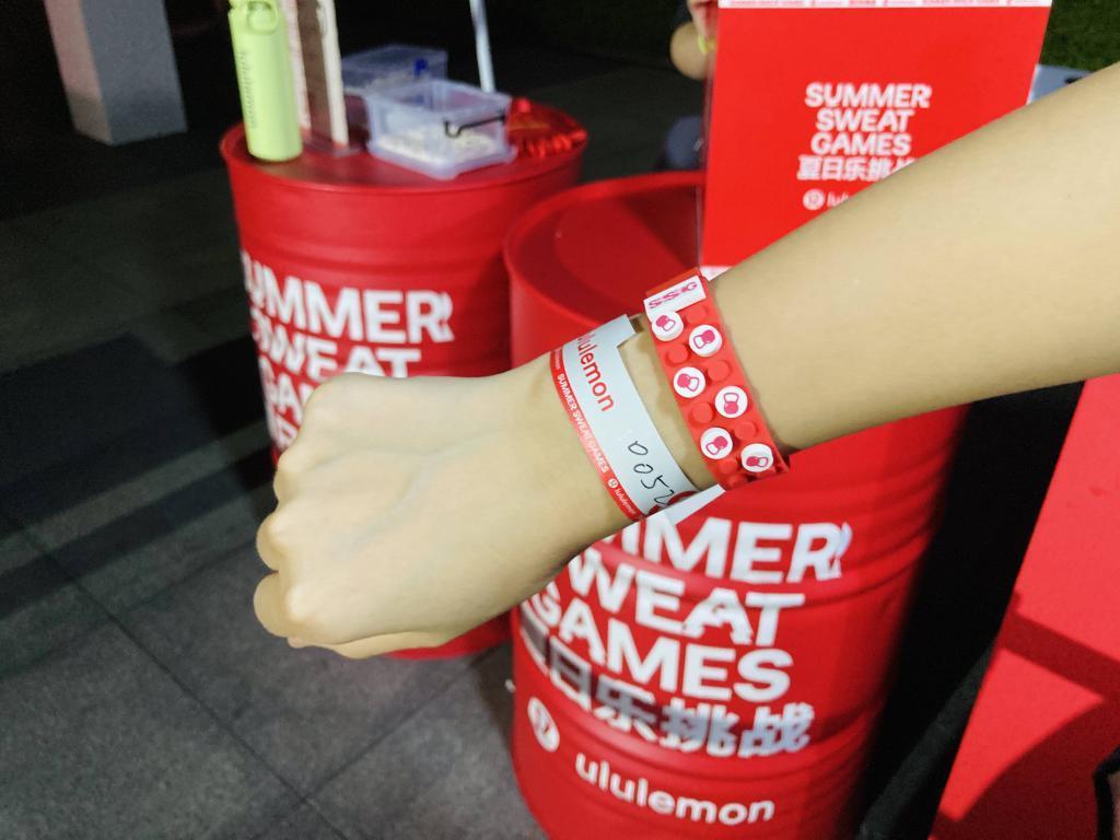 我们去参加了 lululemon 年度最大社区活动，找到了快乐的秘密