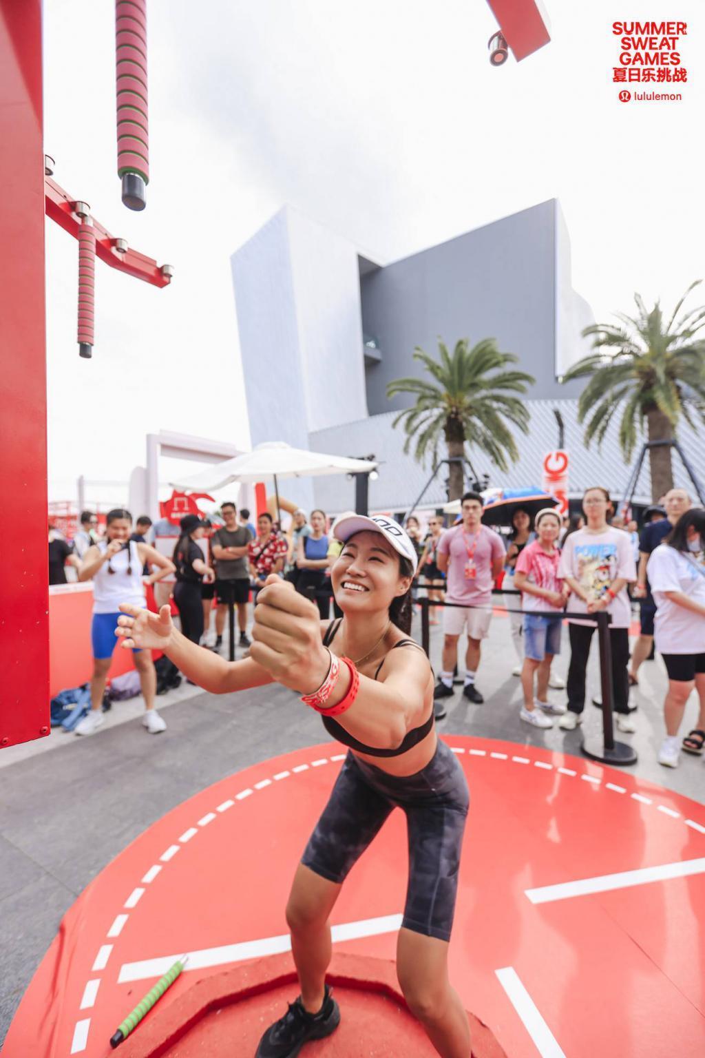 我们去参加了 lululemon 年度最大社区活动，找到了快乐的秘密