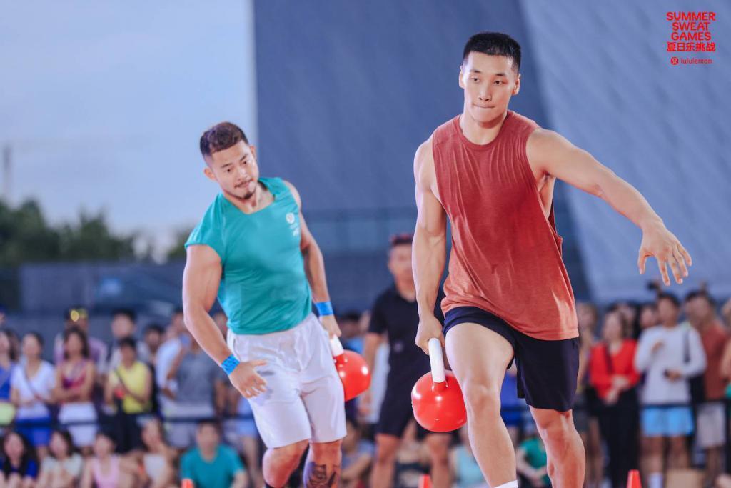 我们去参加了 lululemon 年度最大社区活动，找到了快乐的秘密