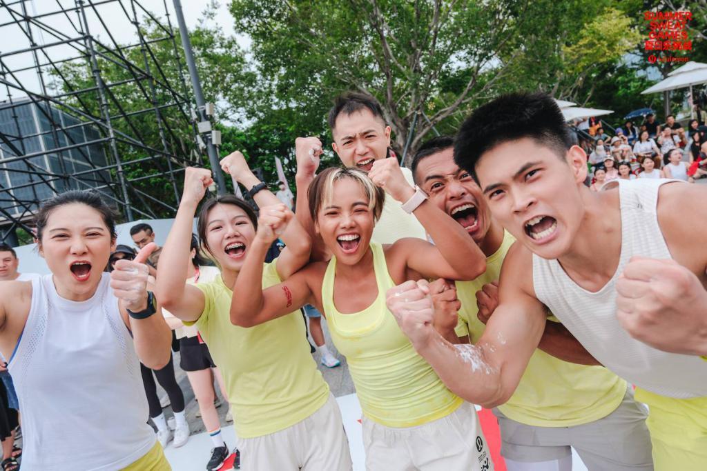 我们去参加了 lululemon 年度最大社区活动，找到了快乐的秘密