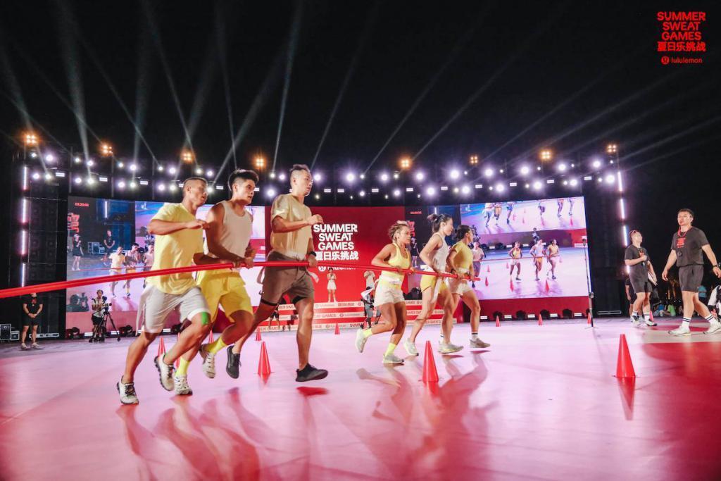 我们去参加了 lululemon 年度最大社区活动，找到了快乐的秘密