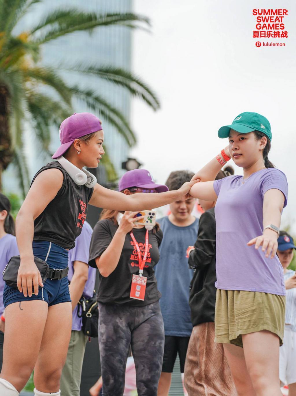 我们去参加了 lululemon 年度最大社区活动，找到了快乐的秘密