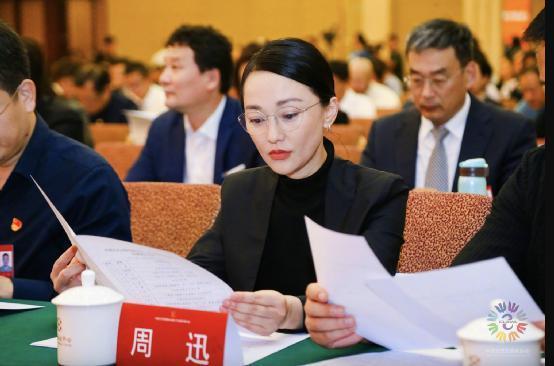 北京这一晚：周迅最有排面，而C位却是40岁的她