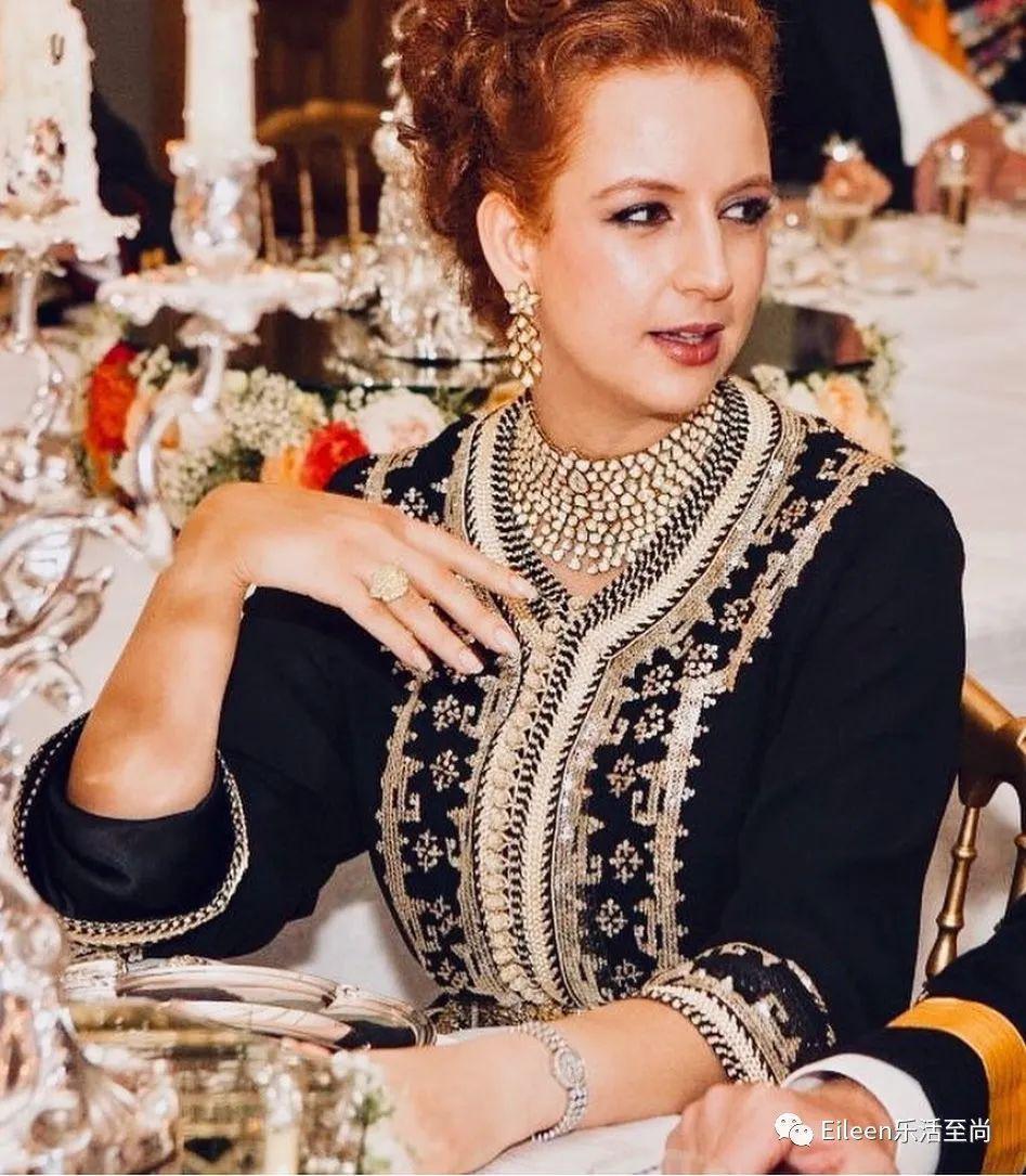 失踪4年突现身？530亿富养千金和超帅兄长到底都怎么样了？