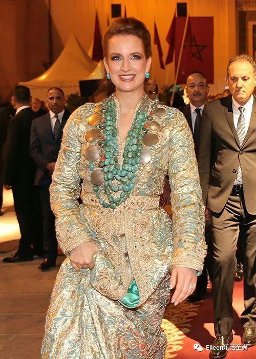 失踪4年突现身？530亿富养千金和超帅兄长到底都怎么样了？