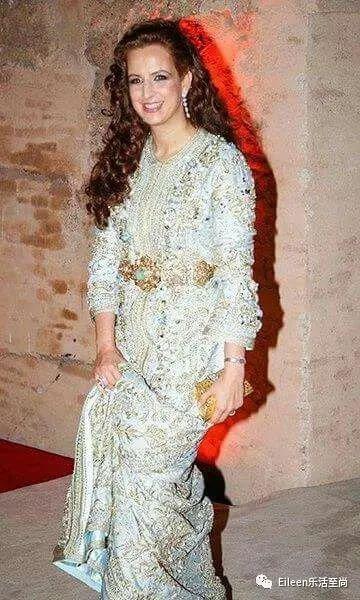 失踪4年突现身？530亿富养千金和超帅兄长到底都怎么样了？